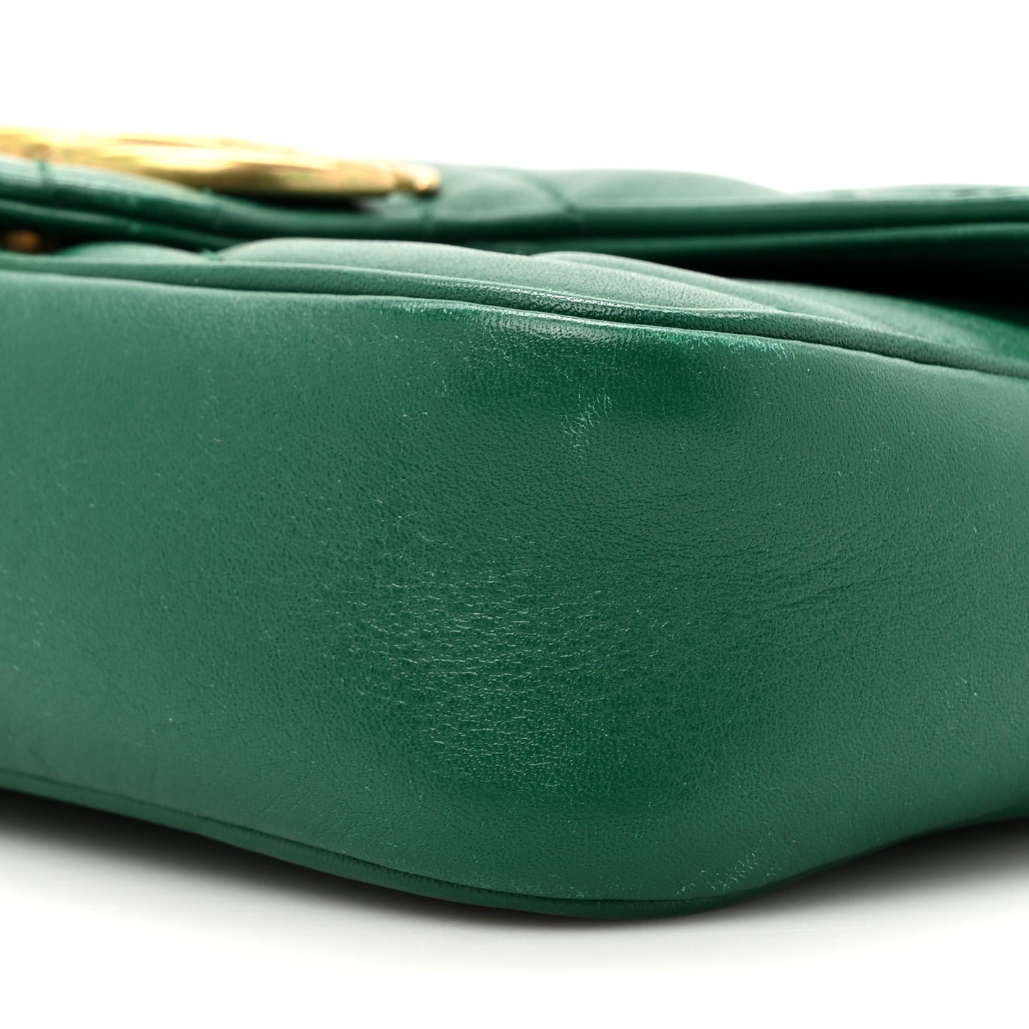 Calfskin Matelasse Super Mini GG Marmont Shoulder Bag Emerald Green