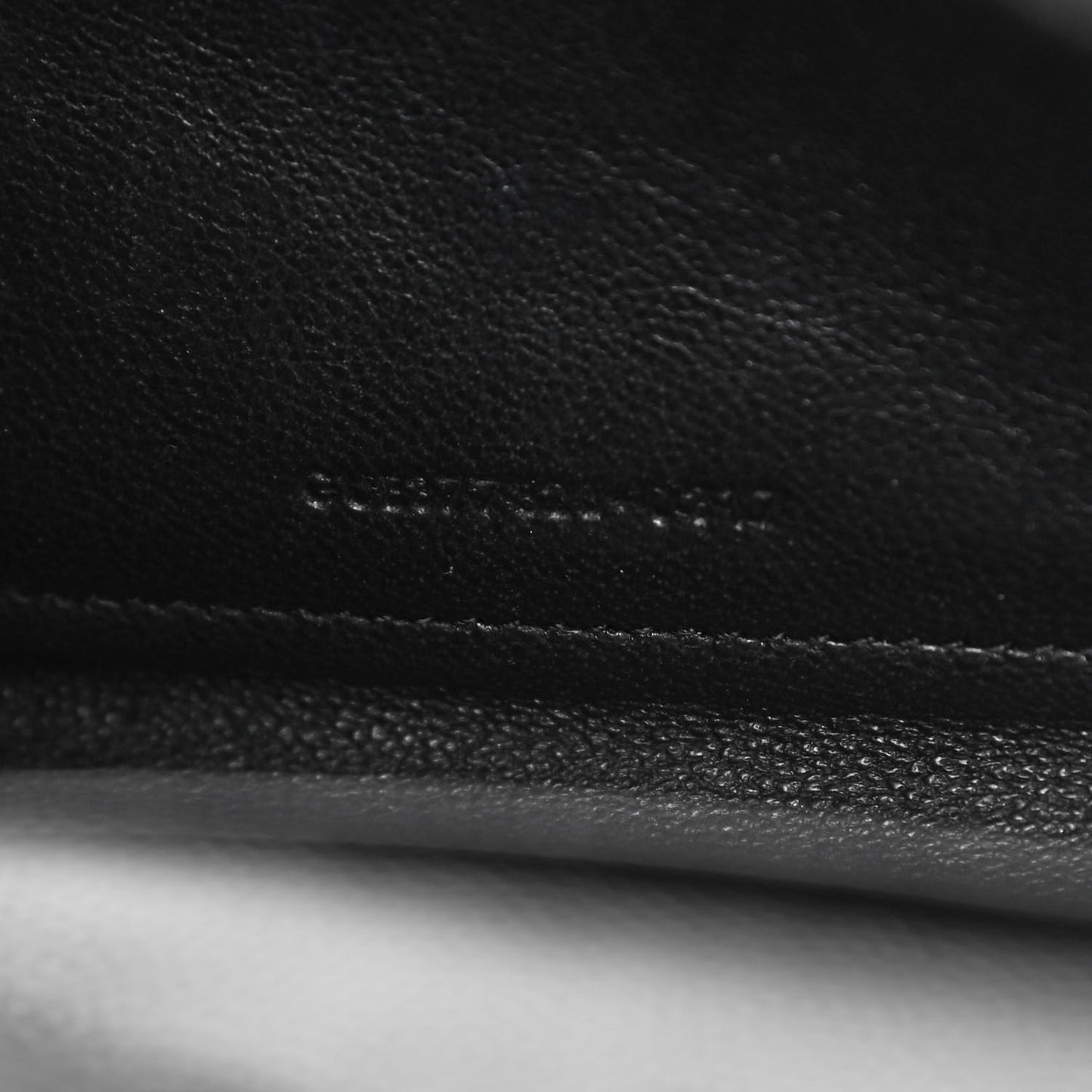 Grain De Poudre Matelasse Chevron Monogram Chain Wallet Black