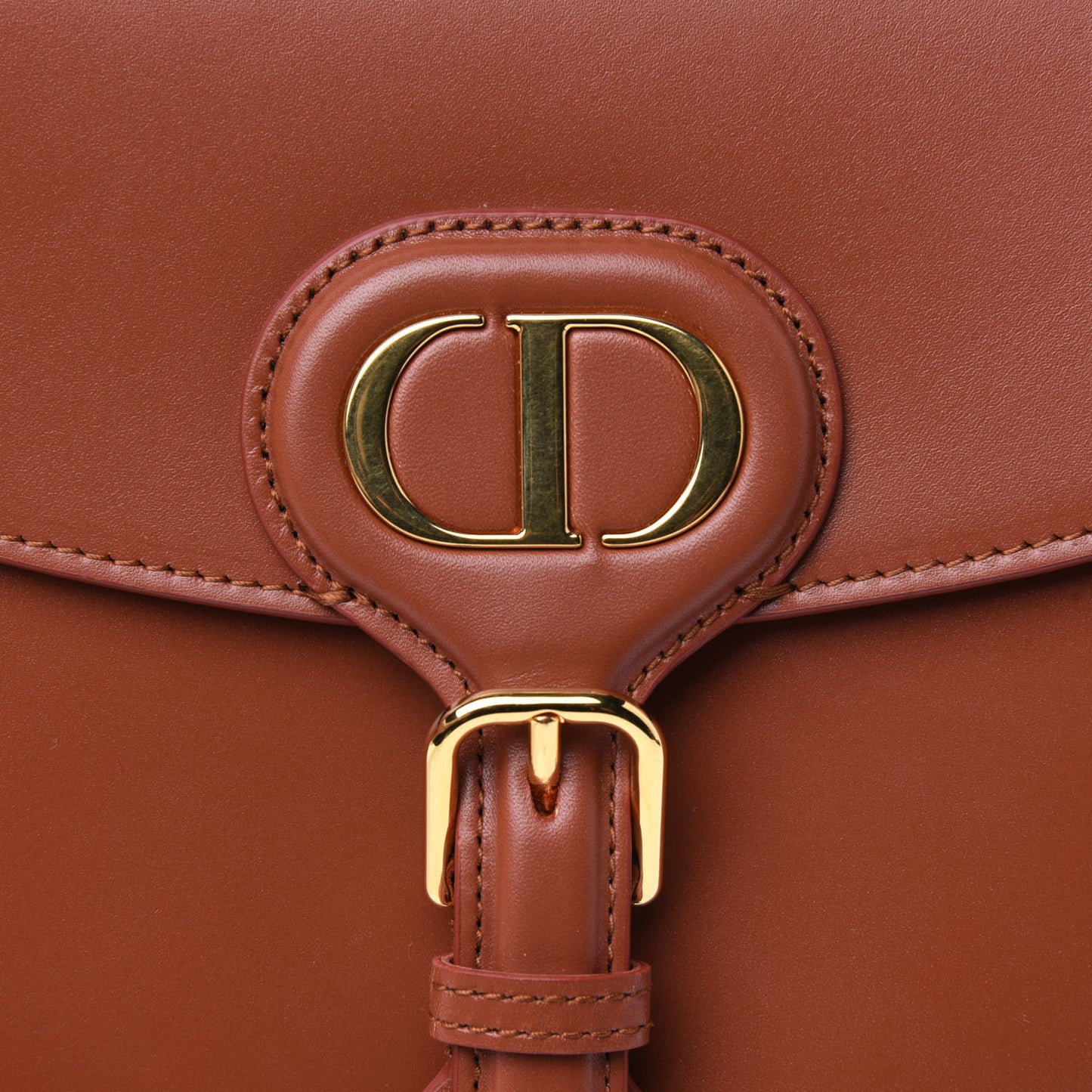 Box Calfskin Medium Bobby Flap Dark Tan