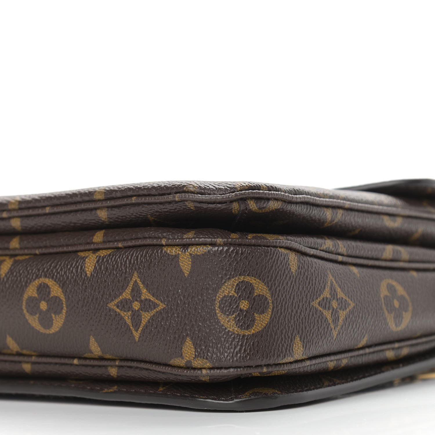 Louis Vuitton Monogram Pochette Metis 9 of 11