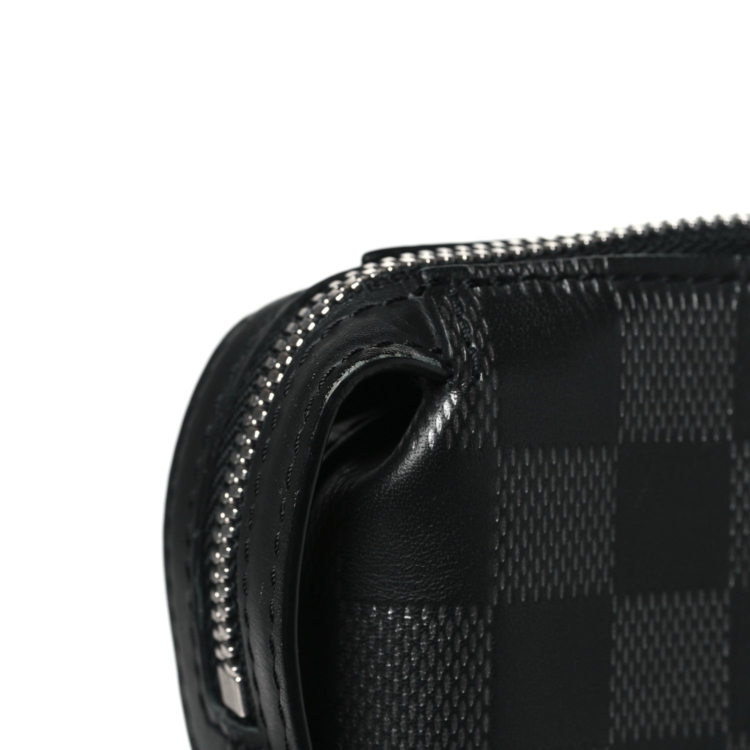 Louis Vuitton Damier Infini Discovery Messenger BB Onyx 10 of 10