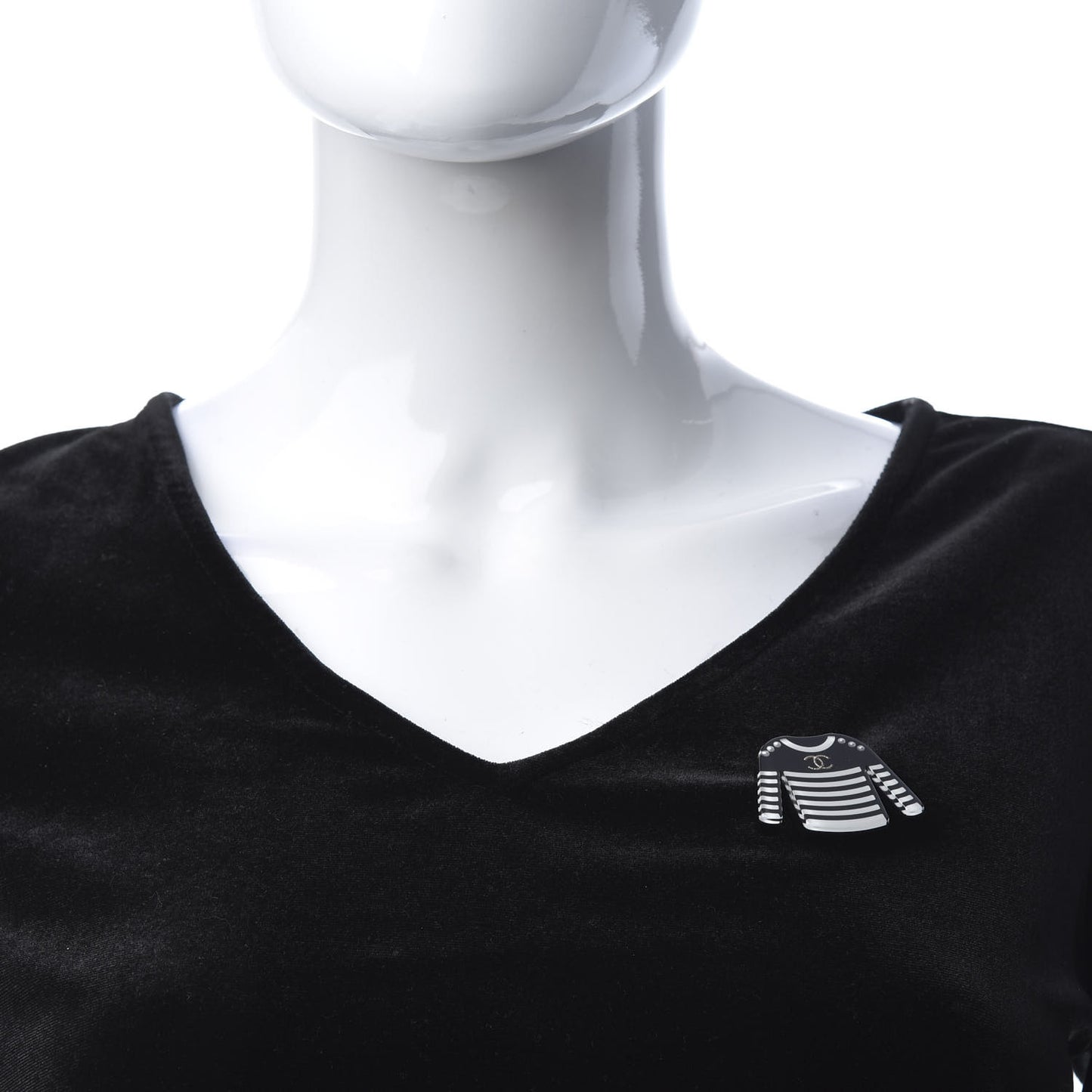 Resin Sweater CC Brooch Black White