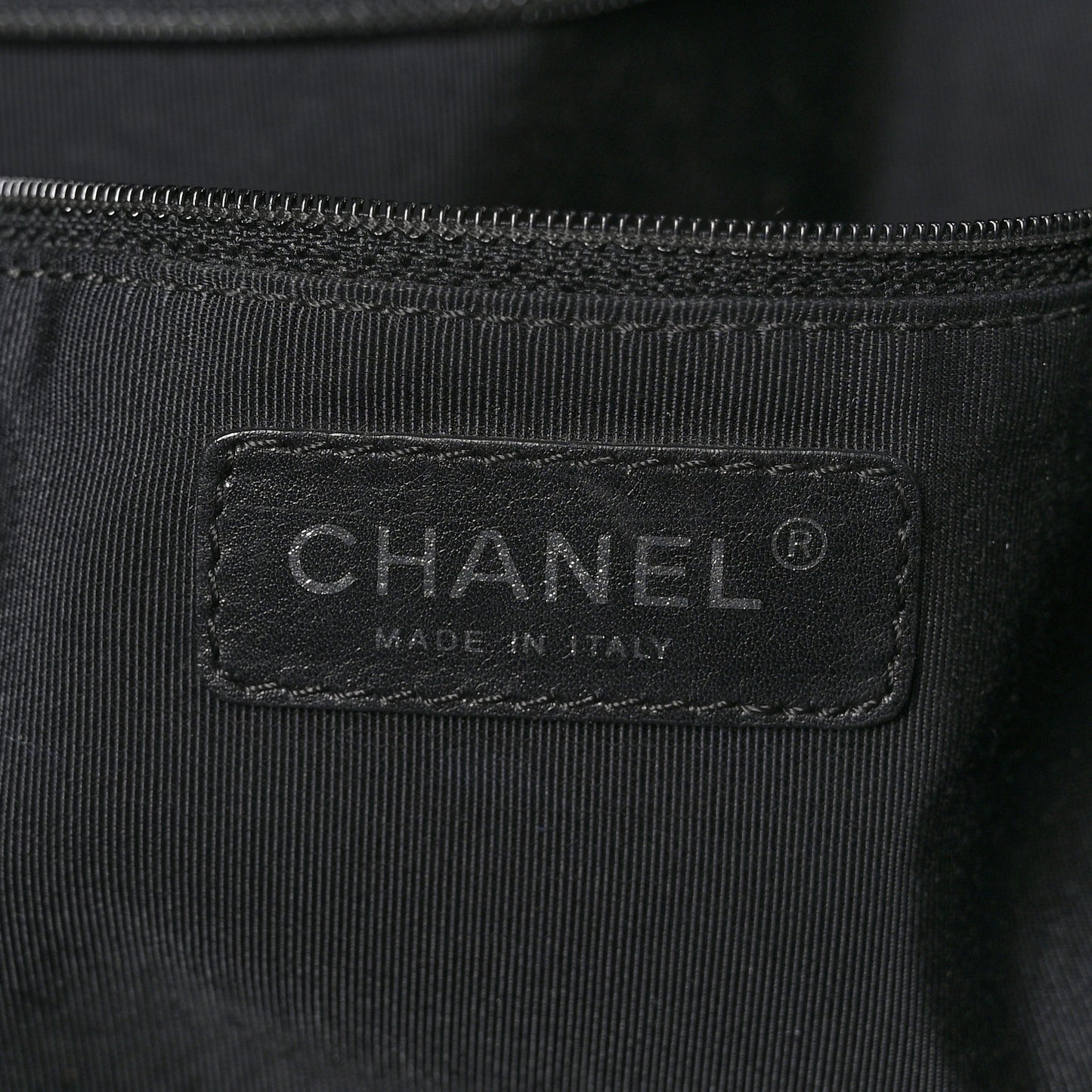Vinyl Quilted XXL Reissue Flap Black