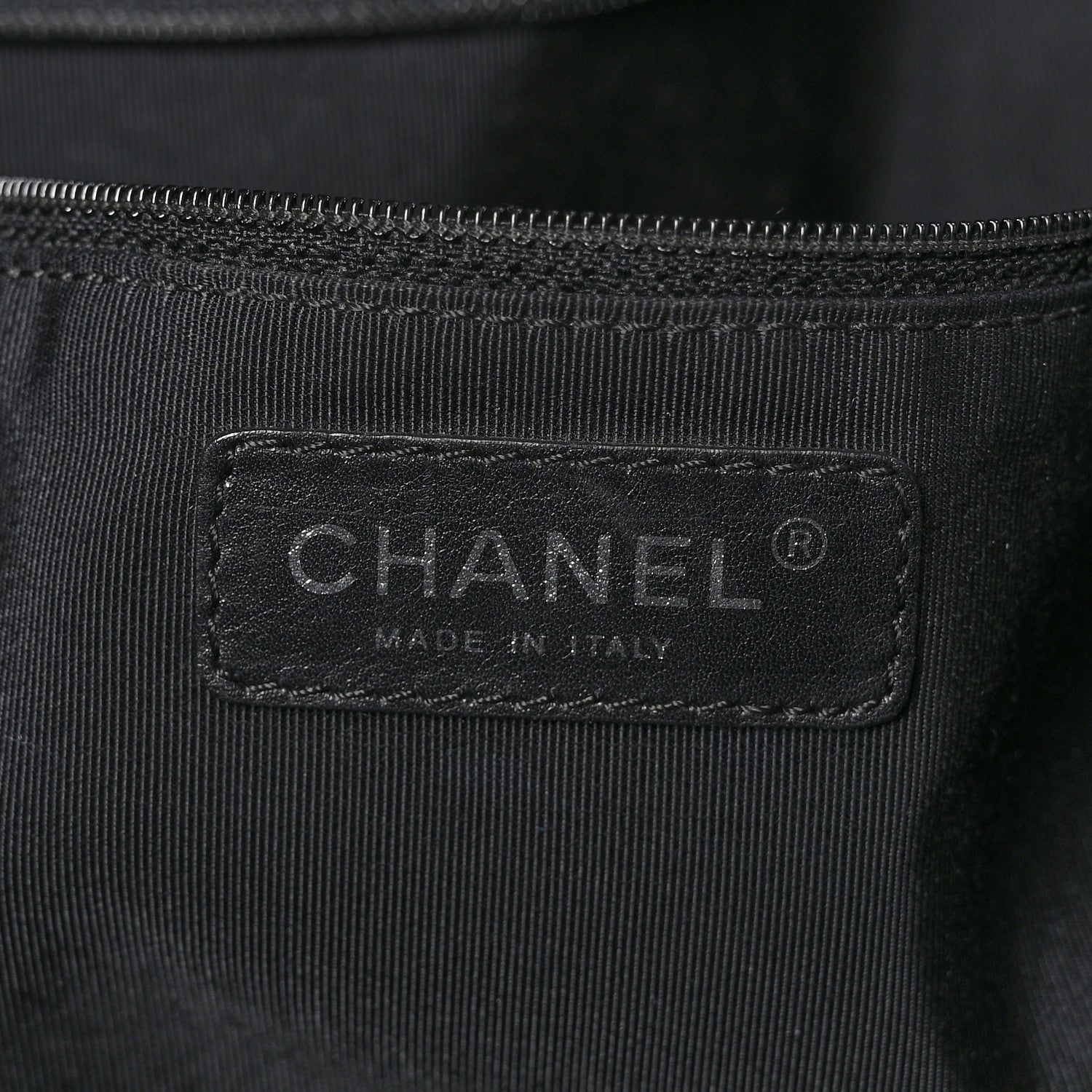 Chanel Vinyl Quilted XXL Reissue Flap Black 6 of 10
