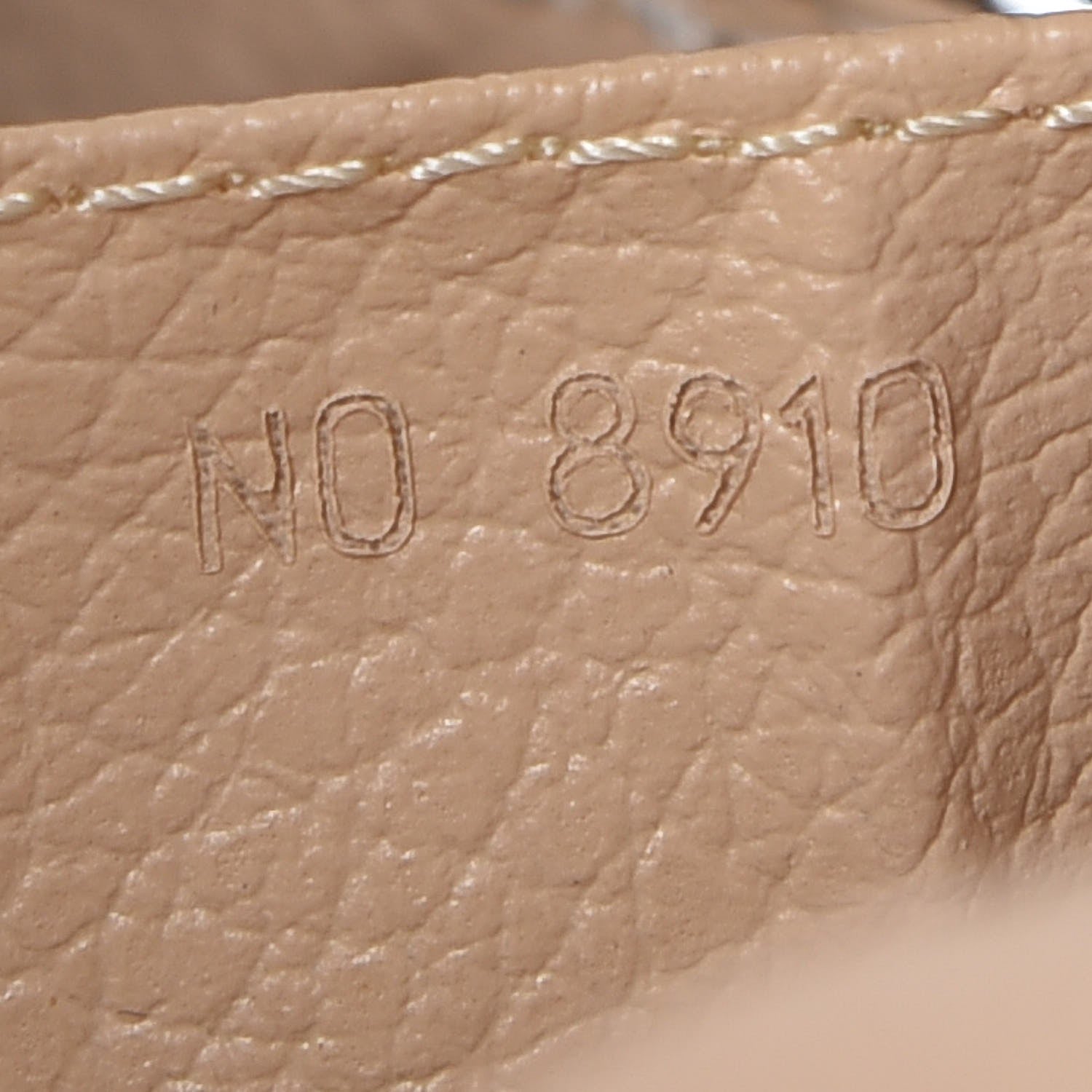 Louis Vuitton Monogram Trousse Toilette 28 8 of 8