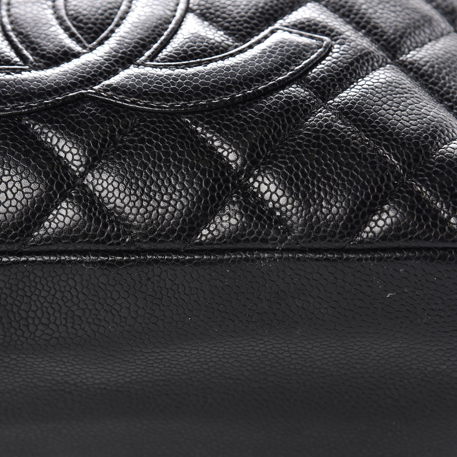 Chanel Caviar Quilted Petit Shopping Tote PST Black 14 of 15