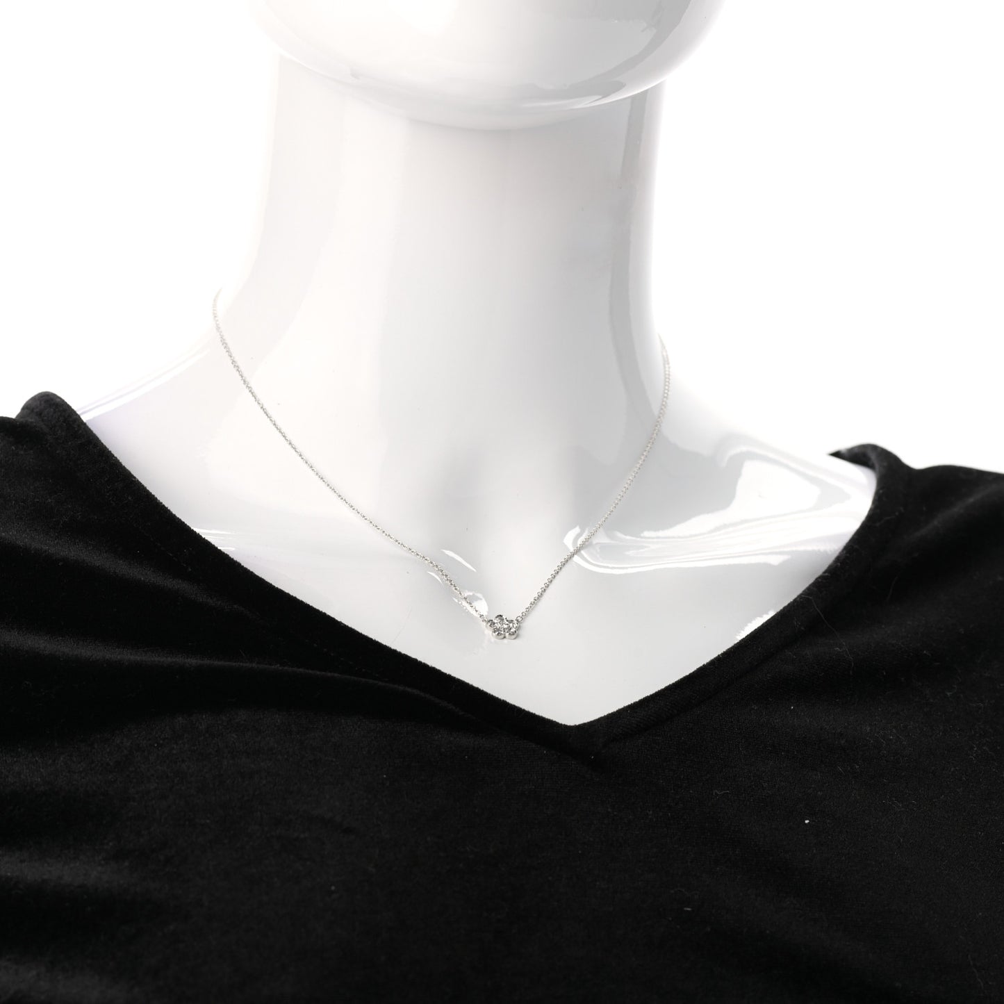 Platinum Diamond Small Enchant Flower Pendant Necklace