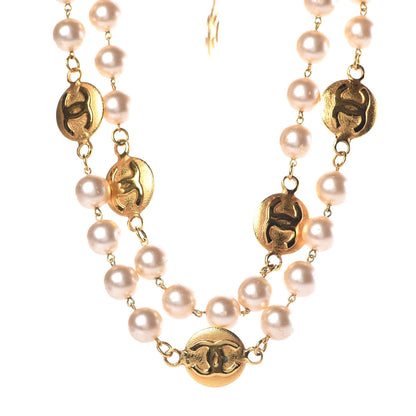 Chanel Pearl CC Necklace Gold 1 of 7