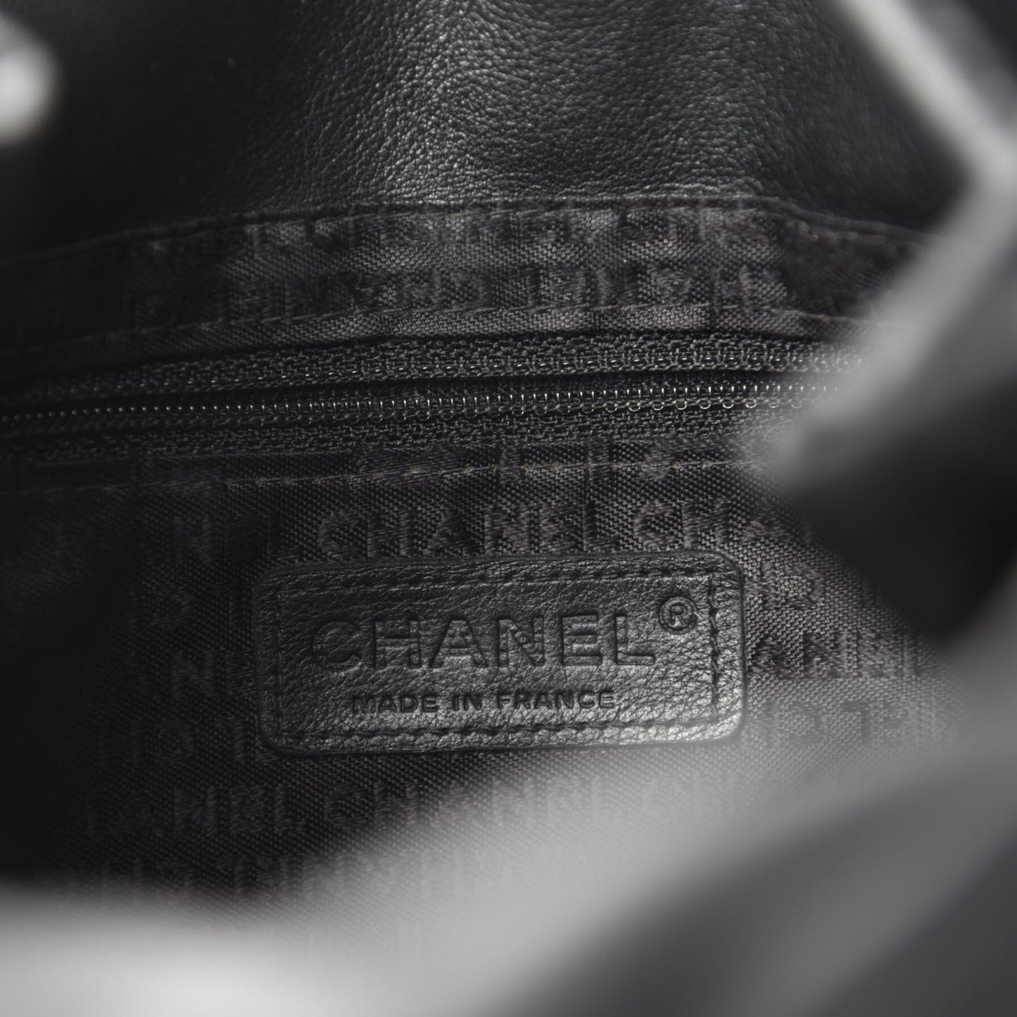 Lambskin Patent Calfskin Camellia Tote Black