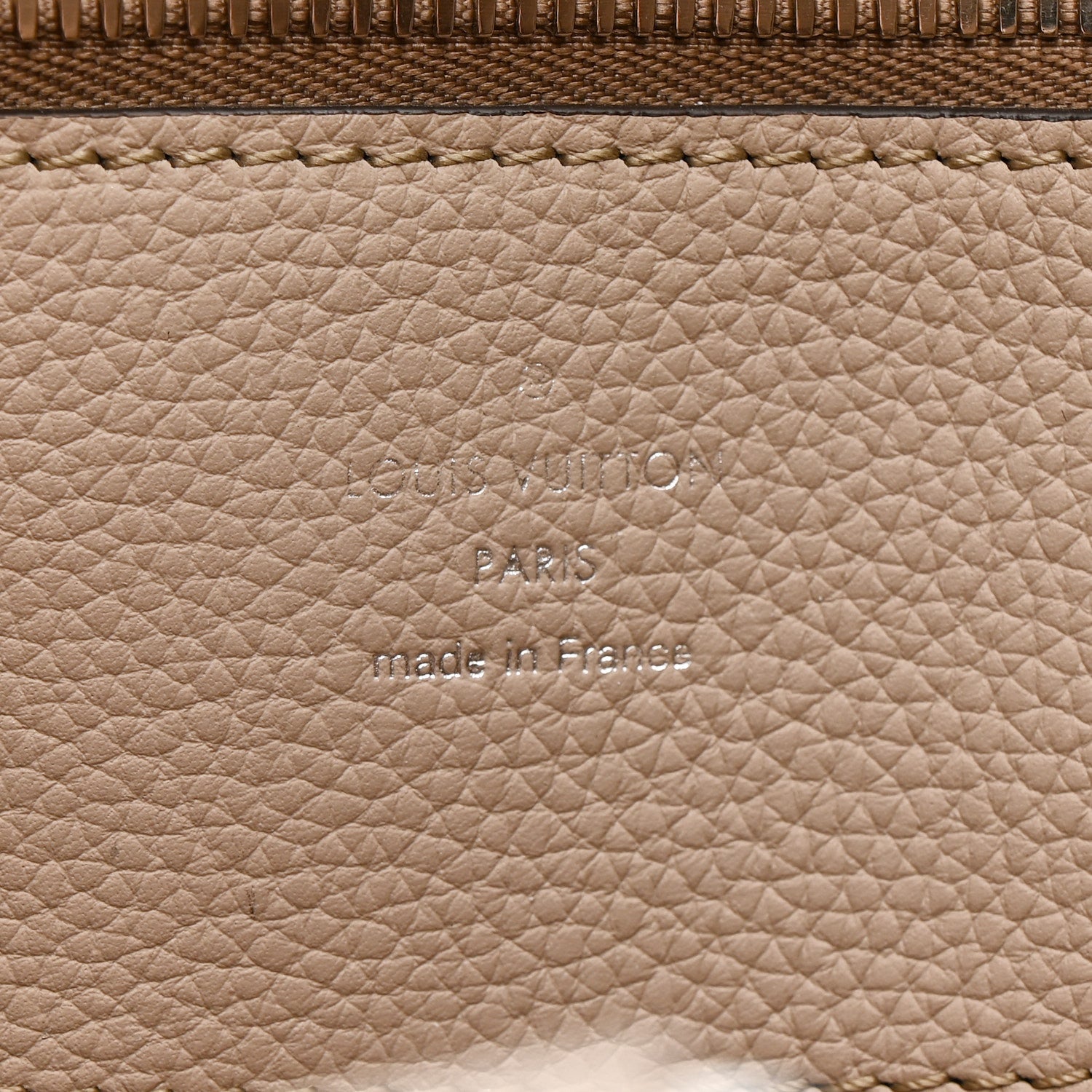 Louis Vuitton Mahina Bella Tote Galet 8 of 11