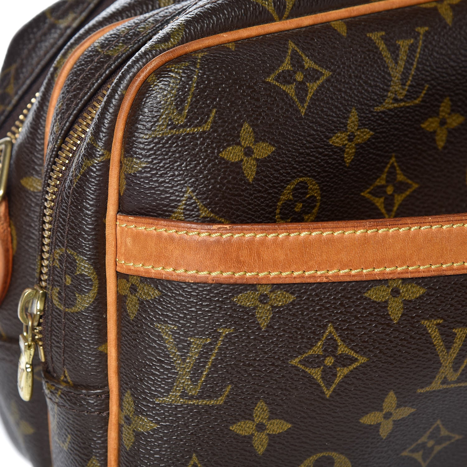 Louis Vuitton Monogram Reporter PM 8 of 14