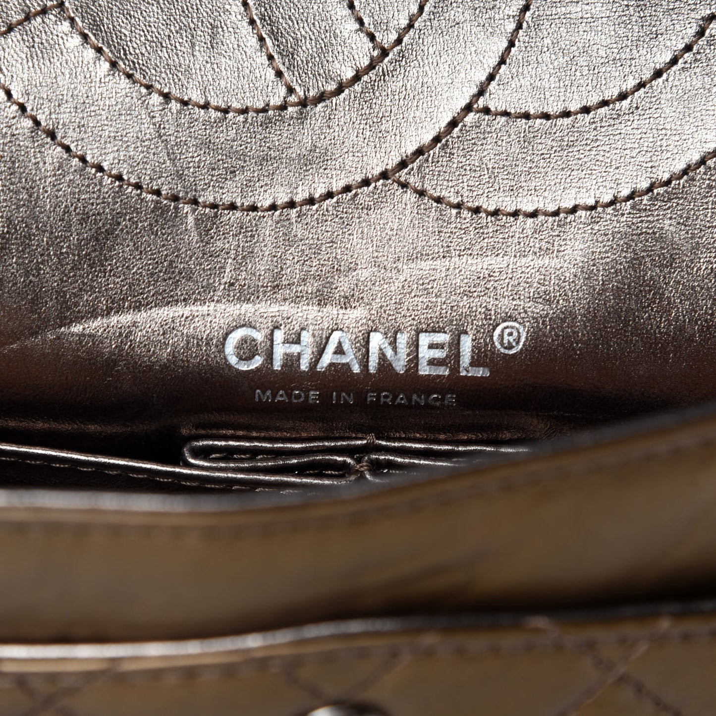 Metallic Aged Calfskin 2.55 Reissue 226 Flap Bronze