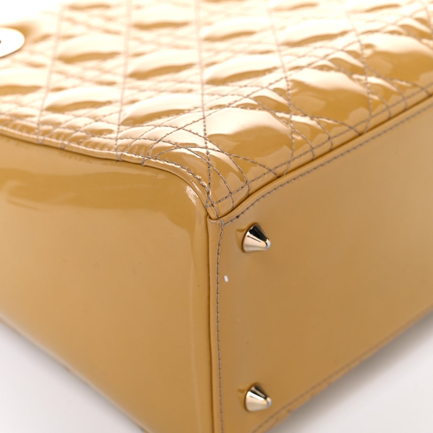 Patent Cannage Medium Lady Dior Beige