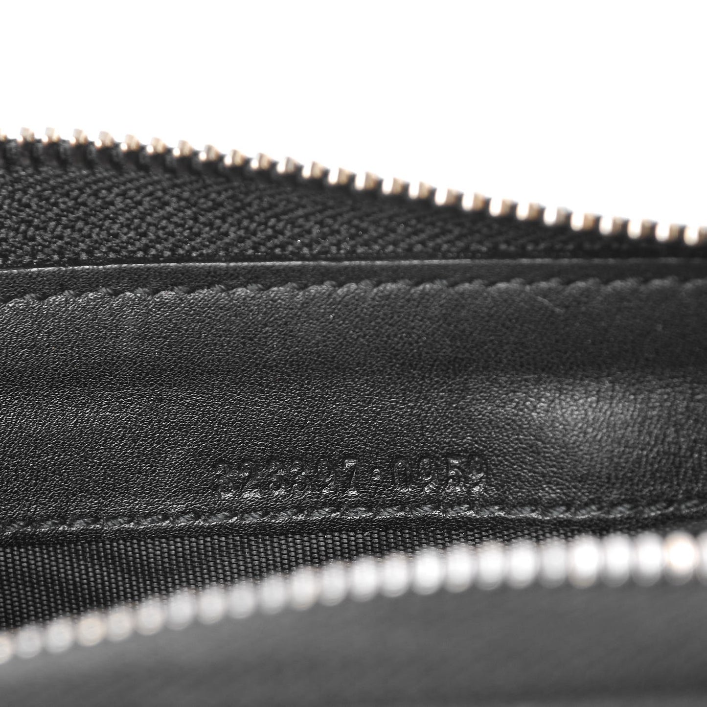 Guccissima Signature Microguccissima Bree Zip Around Wallet Black