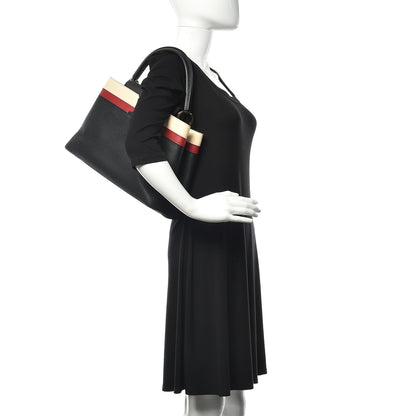Louis Vuitton Taurillon Capucines MM Black 2 of 13