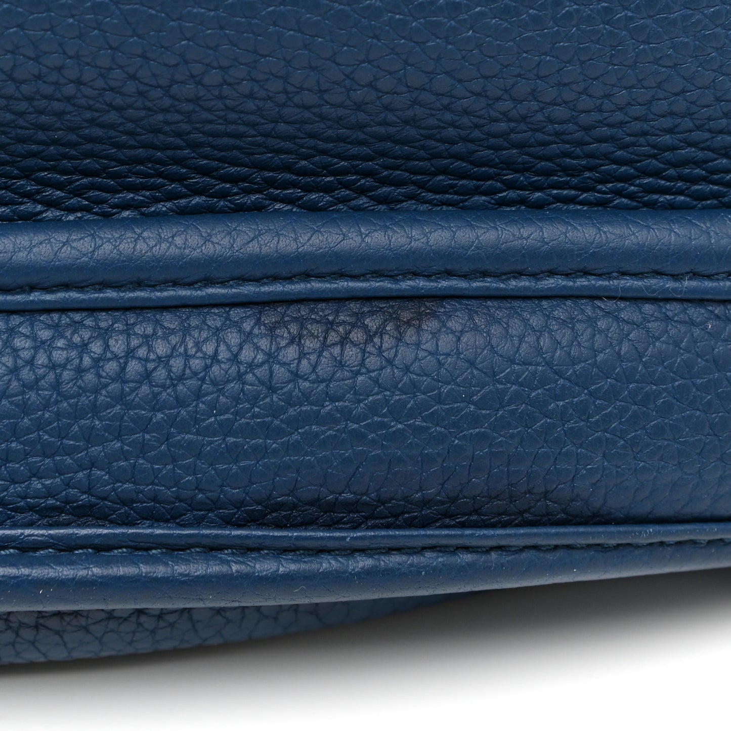 Taurillon Clemence Evelyne III PM Colvert