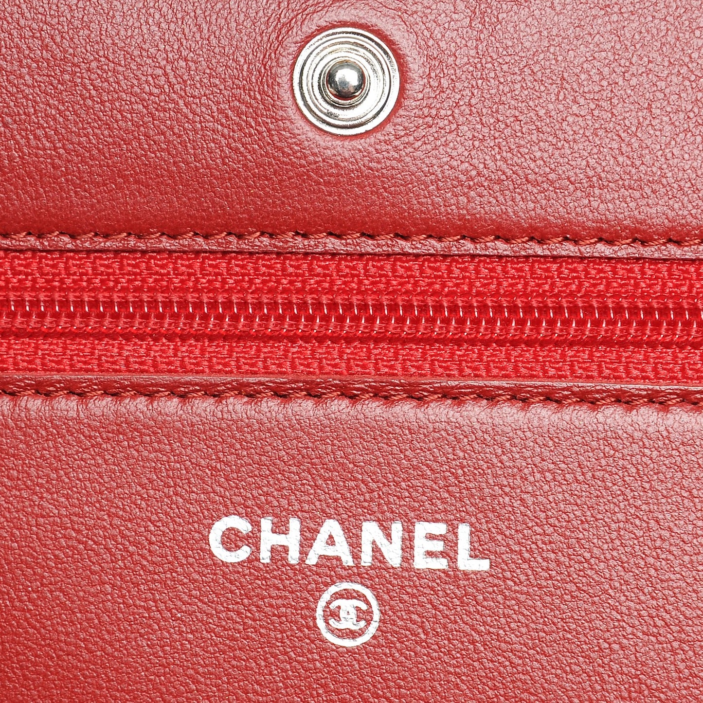 Lambskin Quilted Wallet On Chain WOC Red