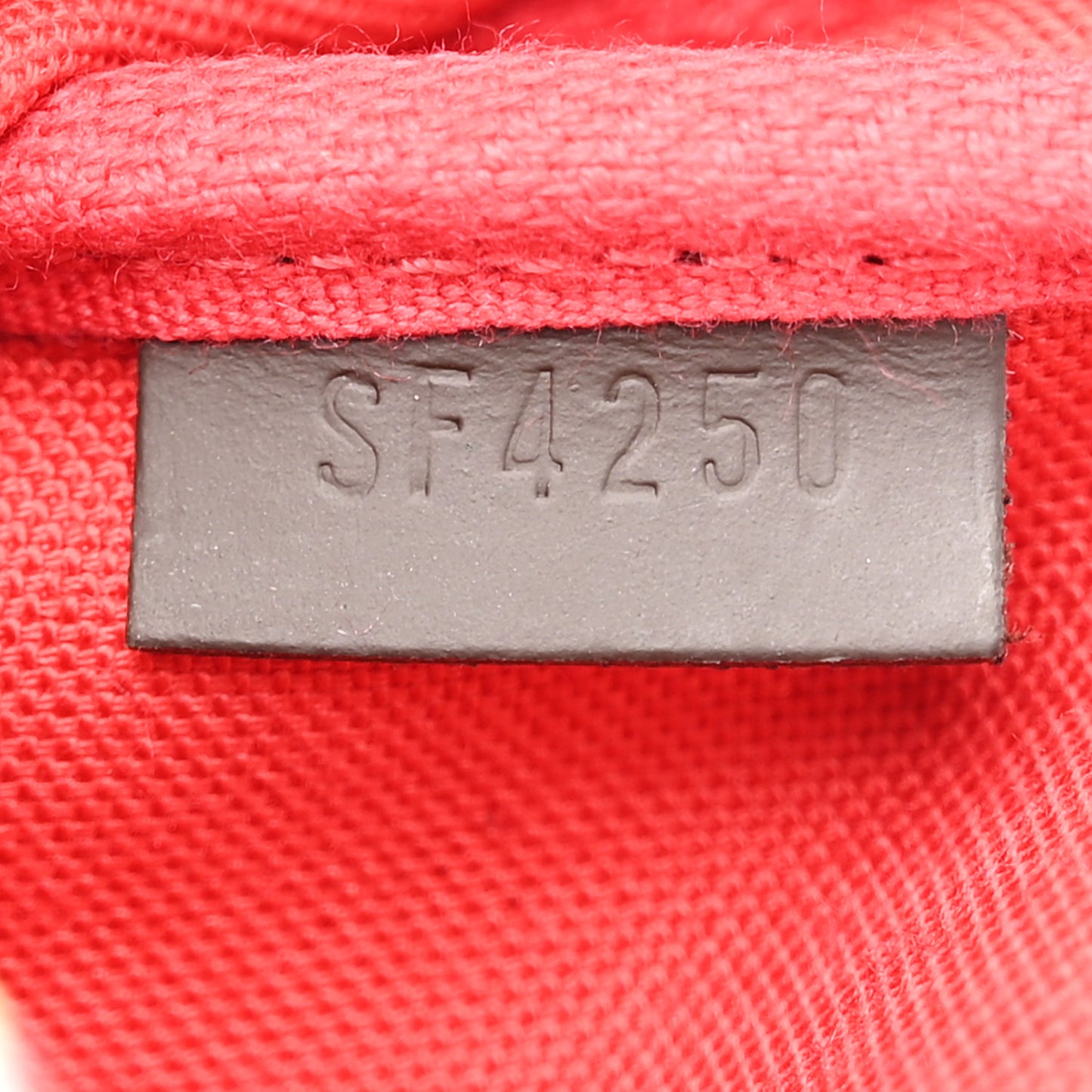 Damier Ebene Mini Pochette Accessories