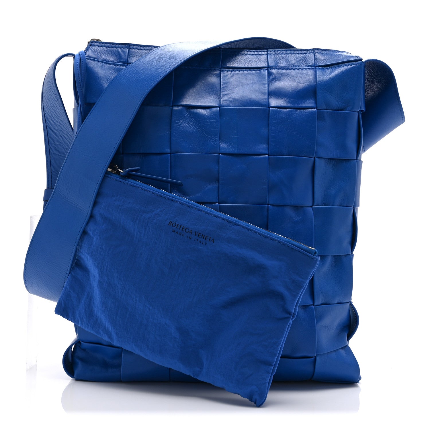 Bottega Veneta ブルー/ ケース Bottega Veneta Paper Calfskin Maxi Intrecciato Cassette Messenger