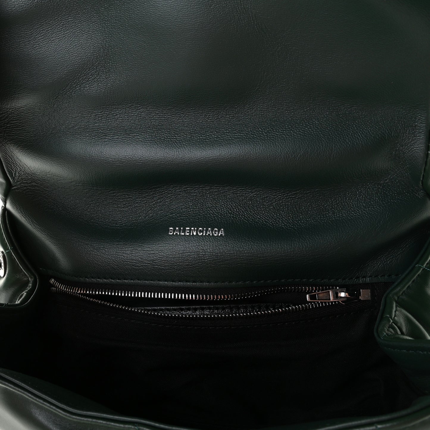 Nappa Calfskin Quilted Touch B Puffy Clutch Forest Green