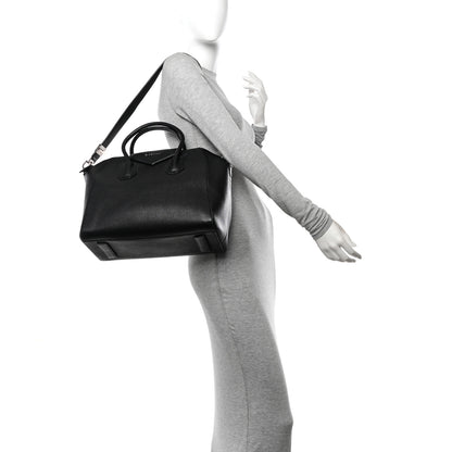Givenchy Sugar Goatskin Medium Antigona Black 2 of 15