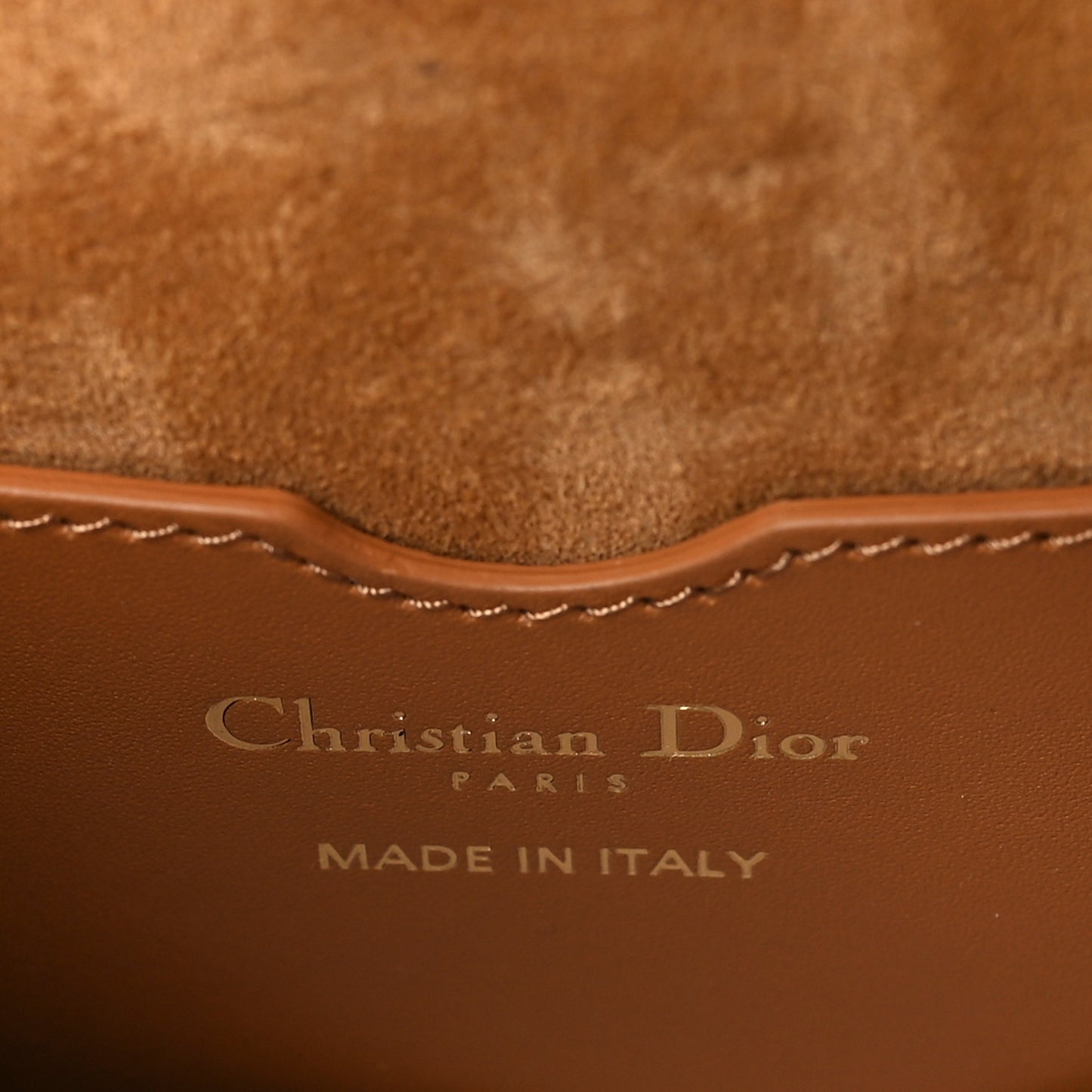 Box Calfskin Medium Bobby Flap Camel