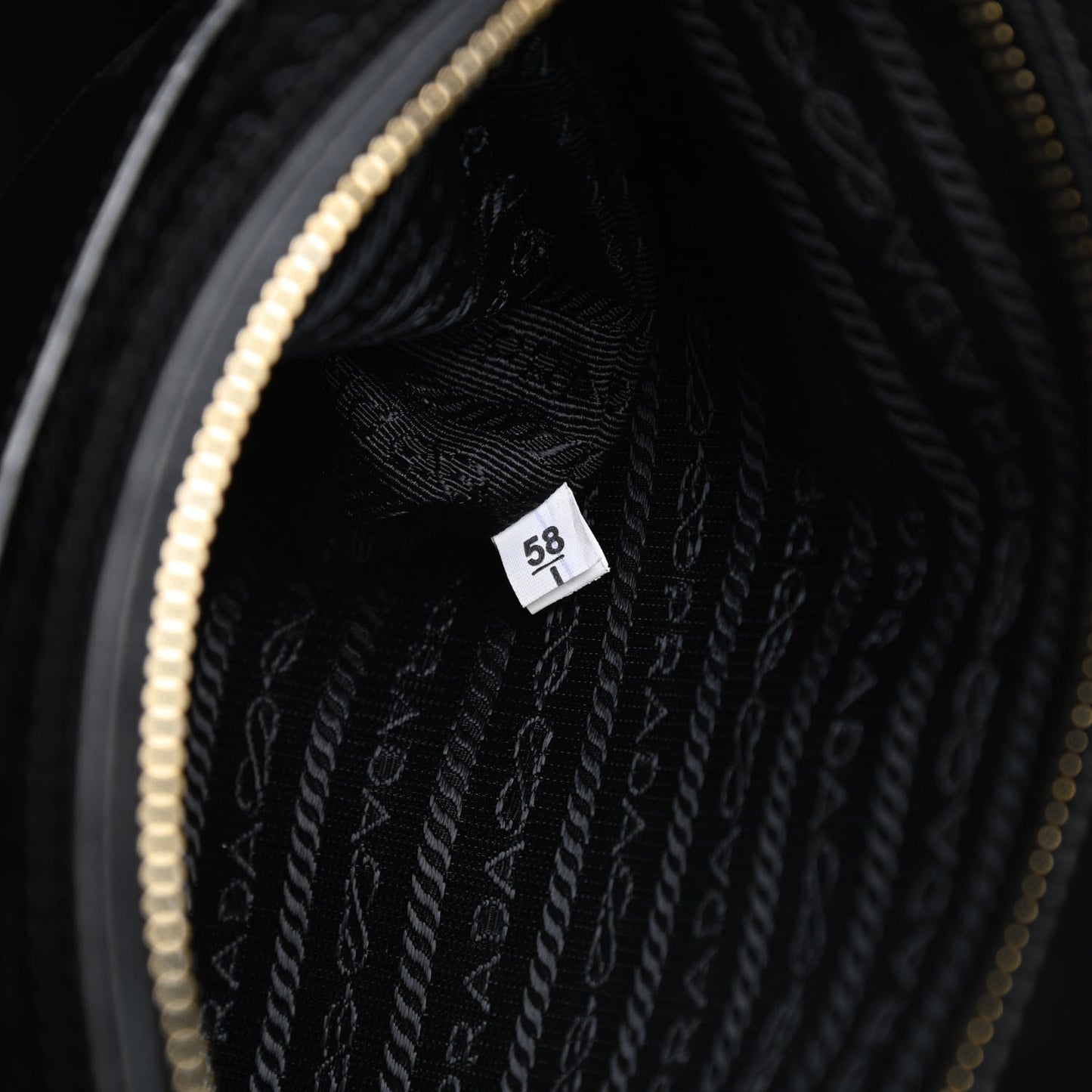Saffiano Large Galleria Double Zip Tote Black