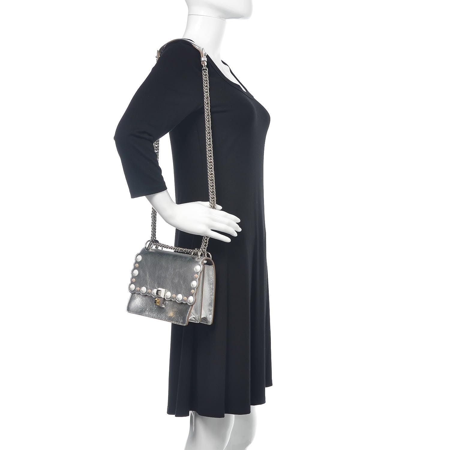 Fendi Vitello Catalan Mirror Scalloped Multi Studded Small Kan I Shoulder Bag Argento 2 of 12