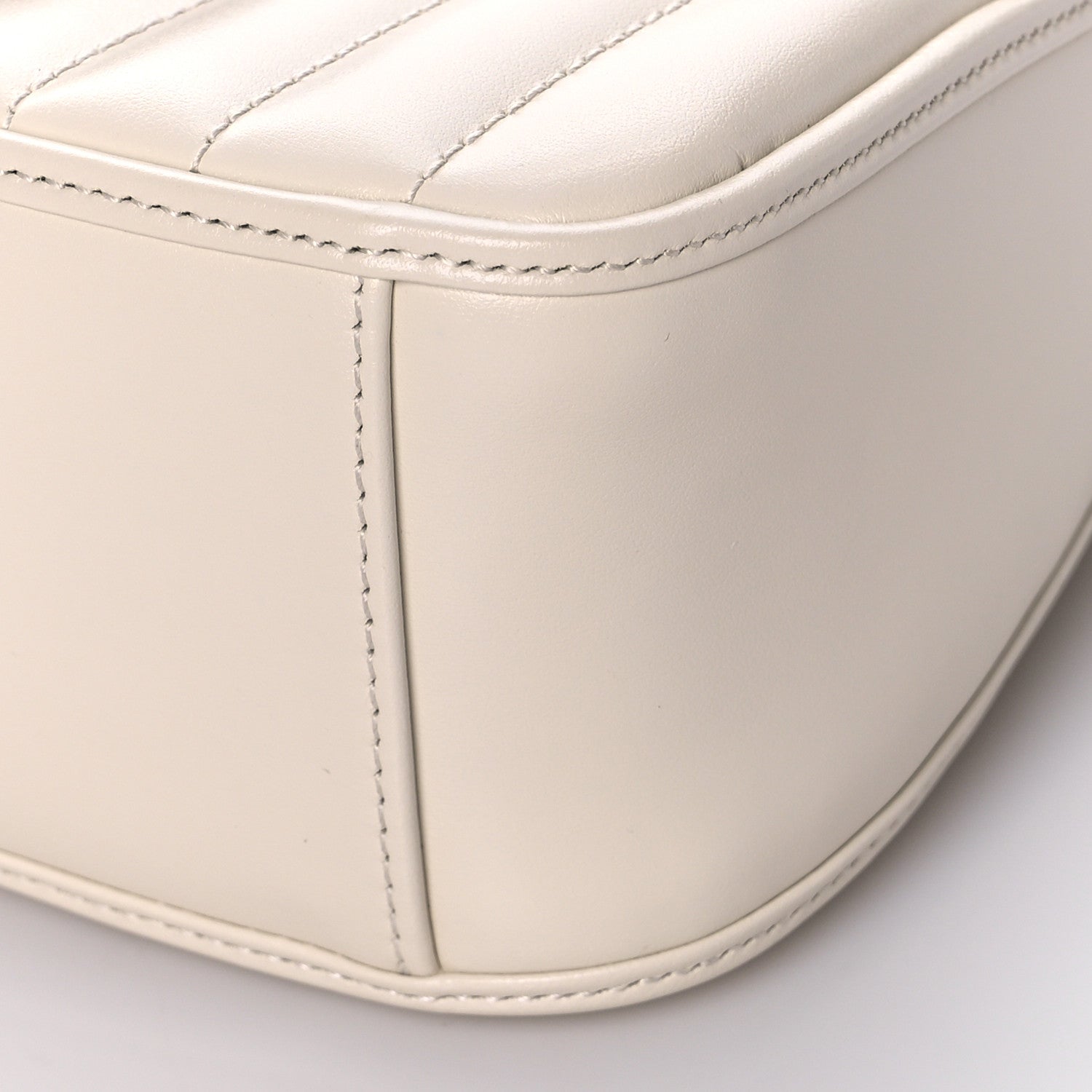 Gucci Calfskin Matelasse Aria Mini GG Marmont Top Handle Shoulder Bag Mystic White 9 of 9