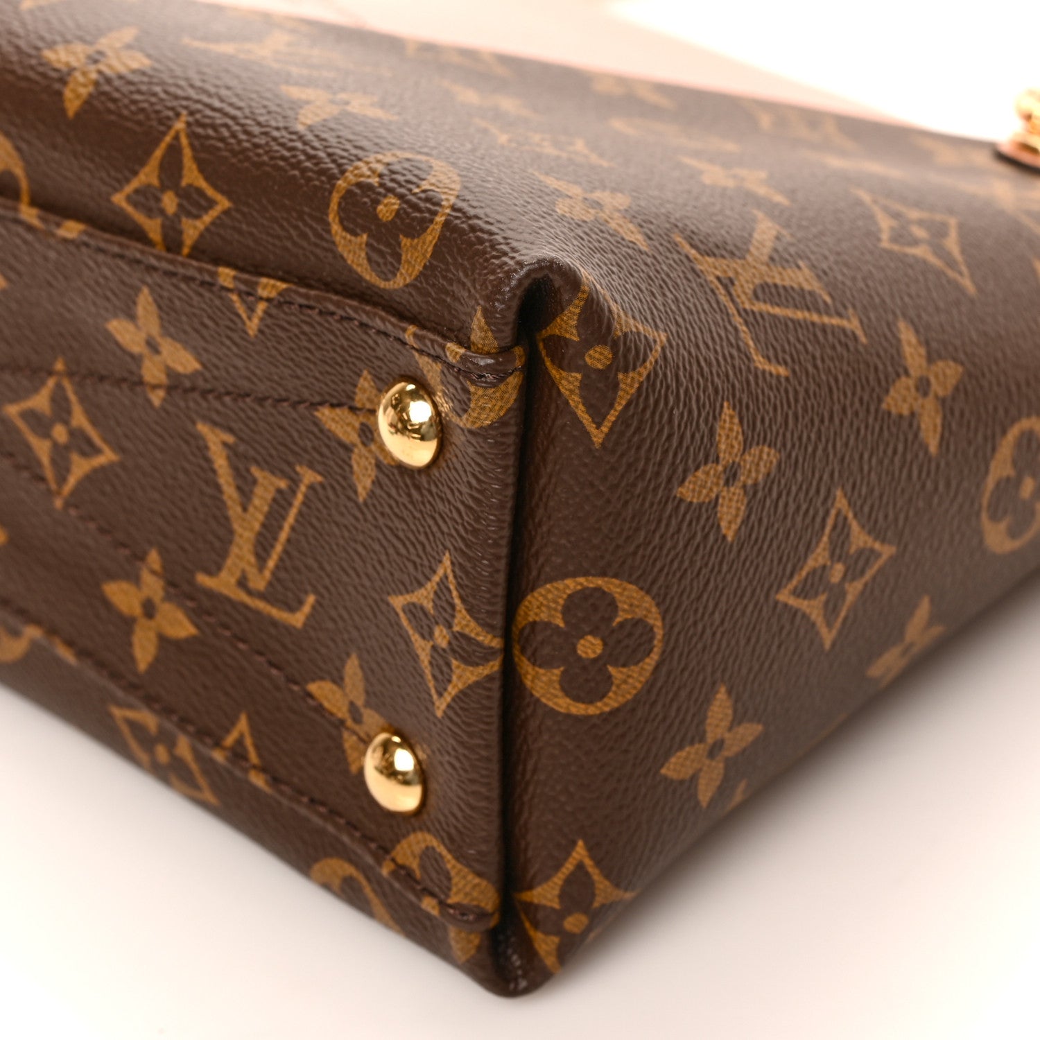 Louis Vuitton Monogram V Tote BB Rose Poudre 8 of 8