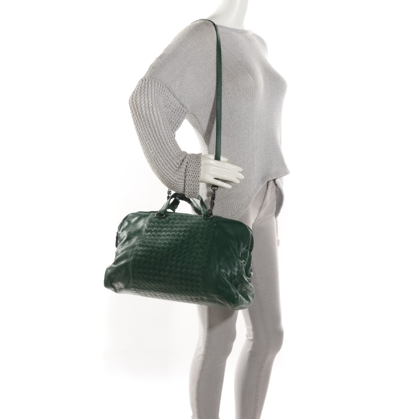 Calfskin Intrecciato Leggero Tote Bottle