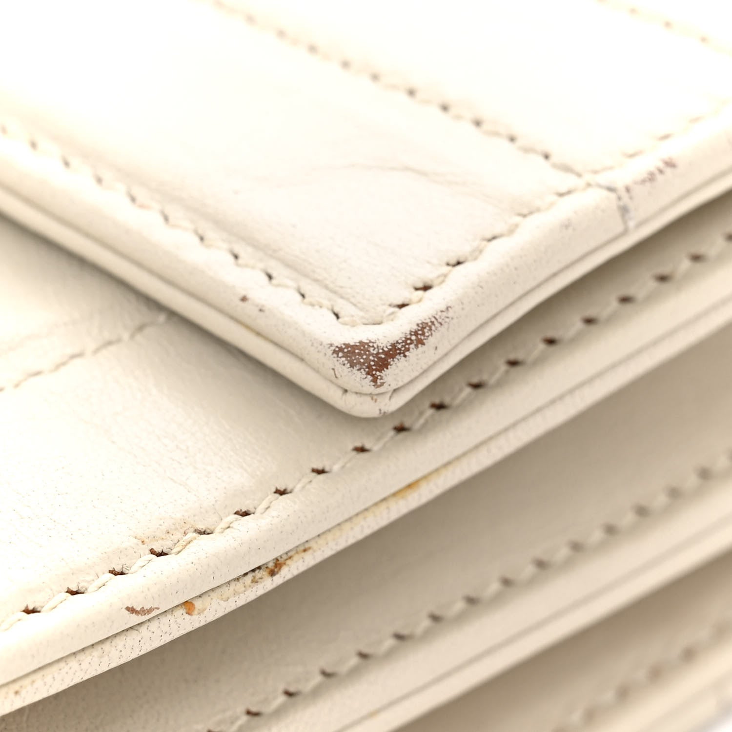 Saint Laurent Calfskin Matelasse Victoire Chain Wallet Black 11 of 21