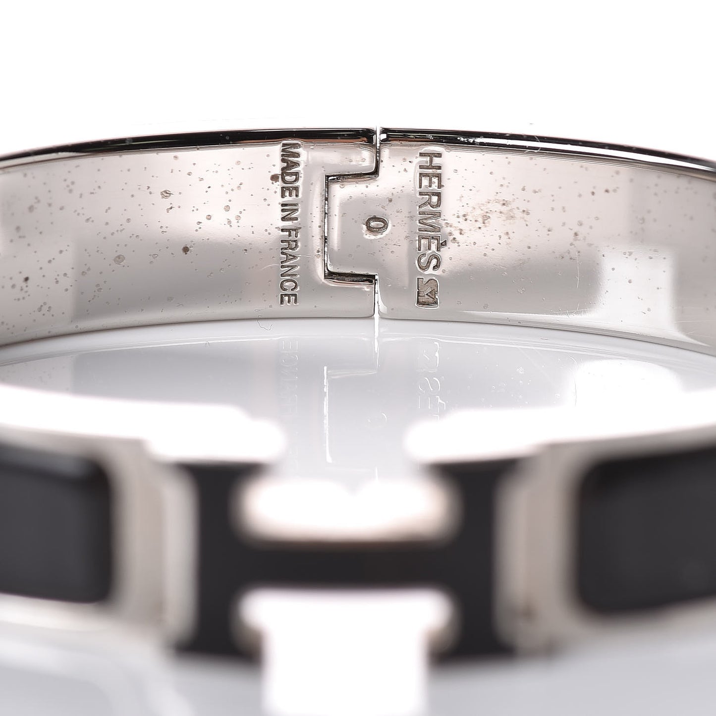 Enamel Narrow Clic Clac H Bracelet PM Black