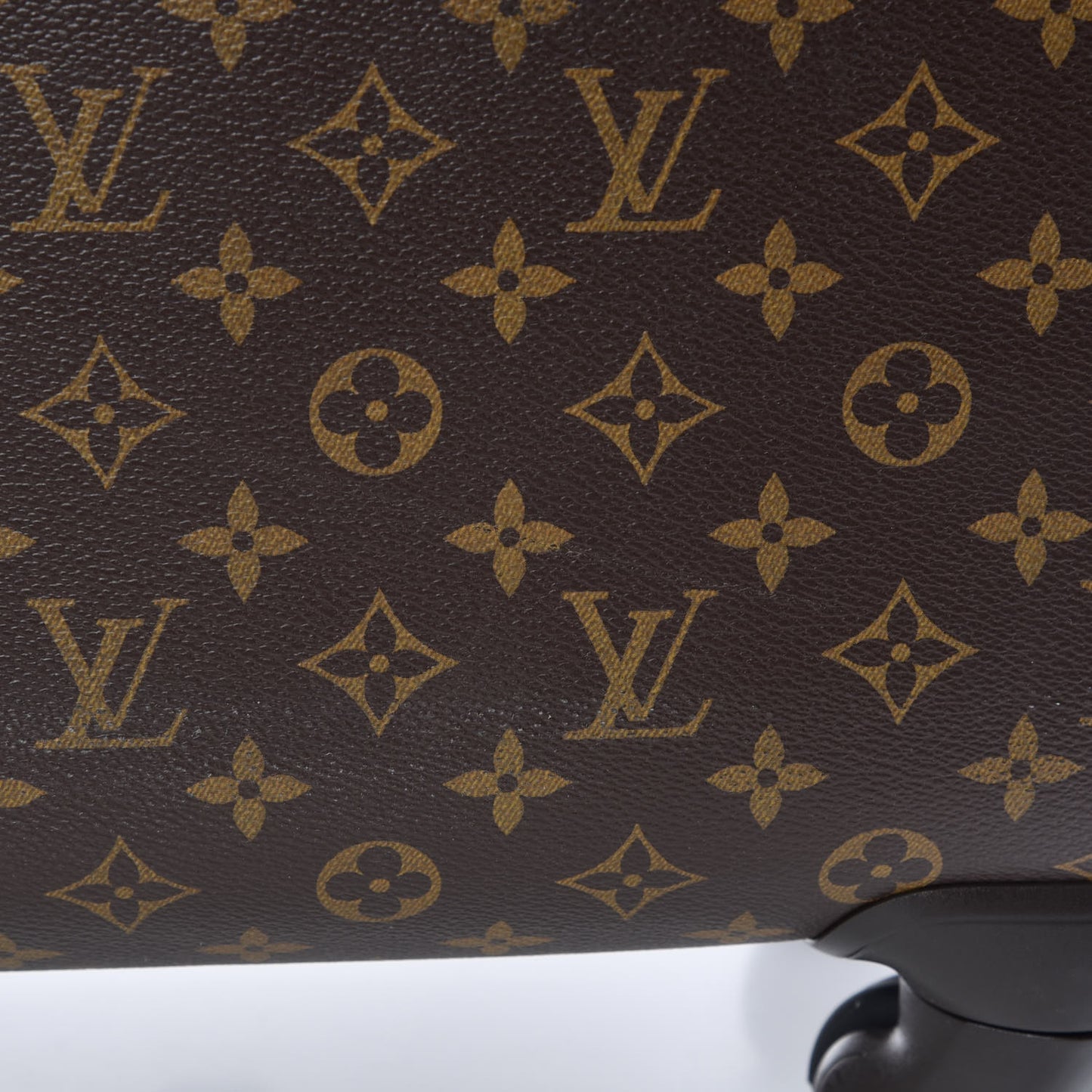 Monogram Zephyr 70