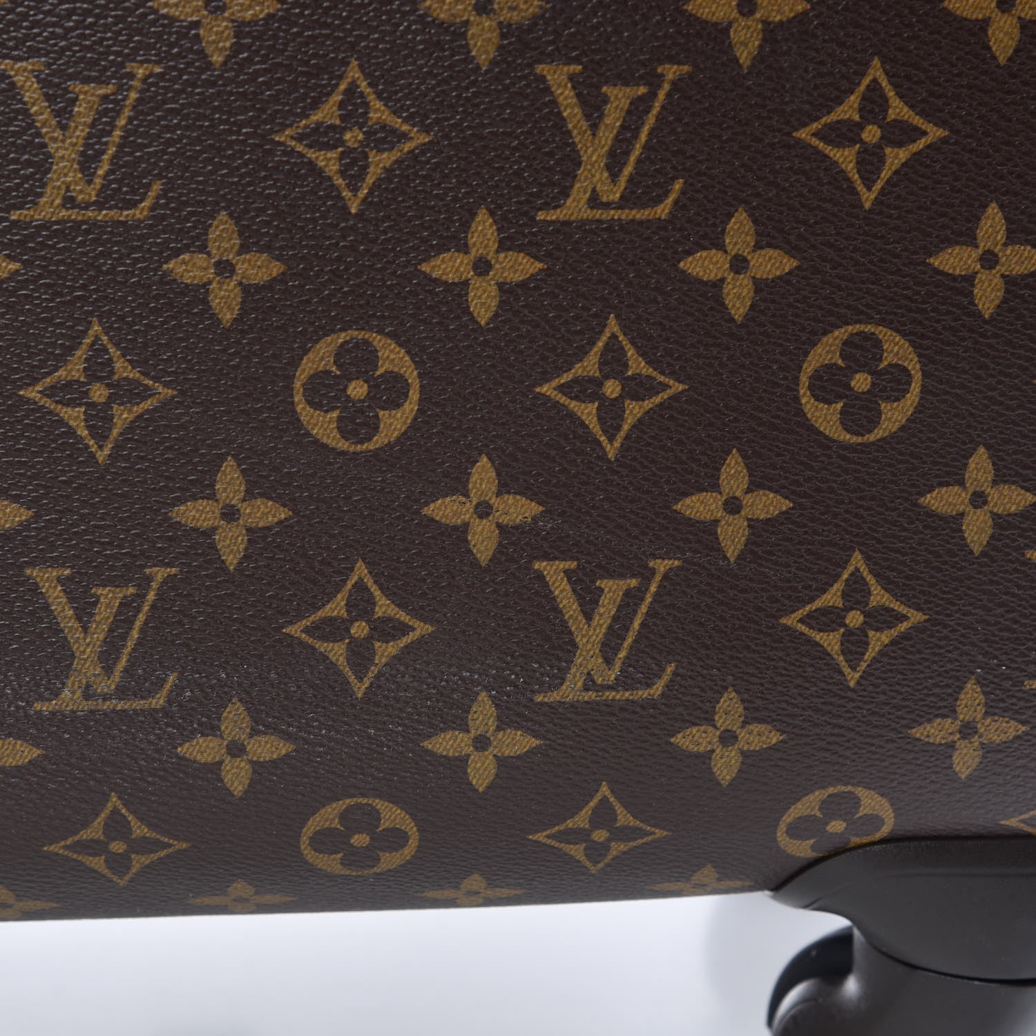 Louis Vuitton Monogram Zephyr 70 11 of 17