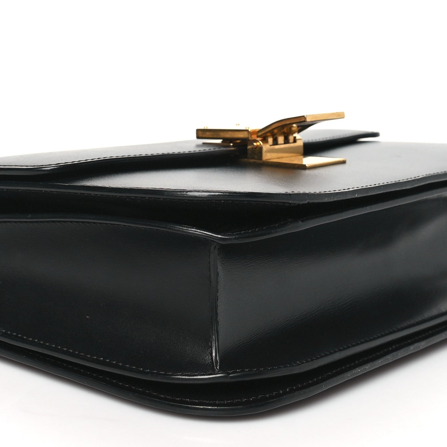 Box Calfskin Medium Classic Box Flap Bag Black