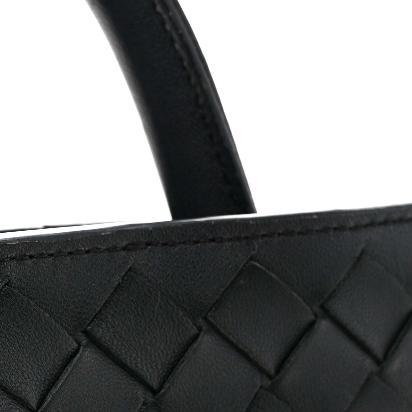 Nappa Intrecciato Medium Andiamo Shoulder Bag Shadow