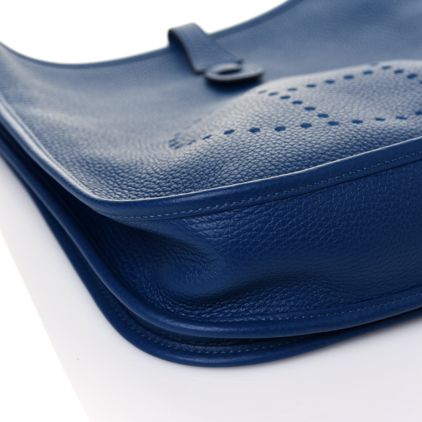 Taurillon Clemence Evelyne III PM Deep Blue