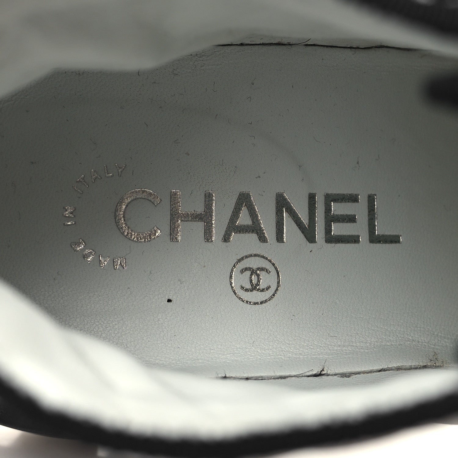 Chanel Fabric Grosgrain Quilted Cap Toe Lace Up Combat Boots 41 White Black 8 of 9