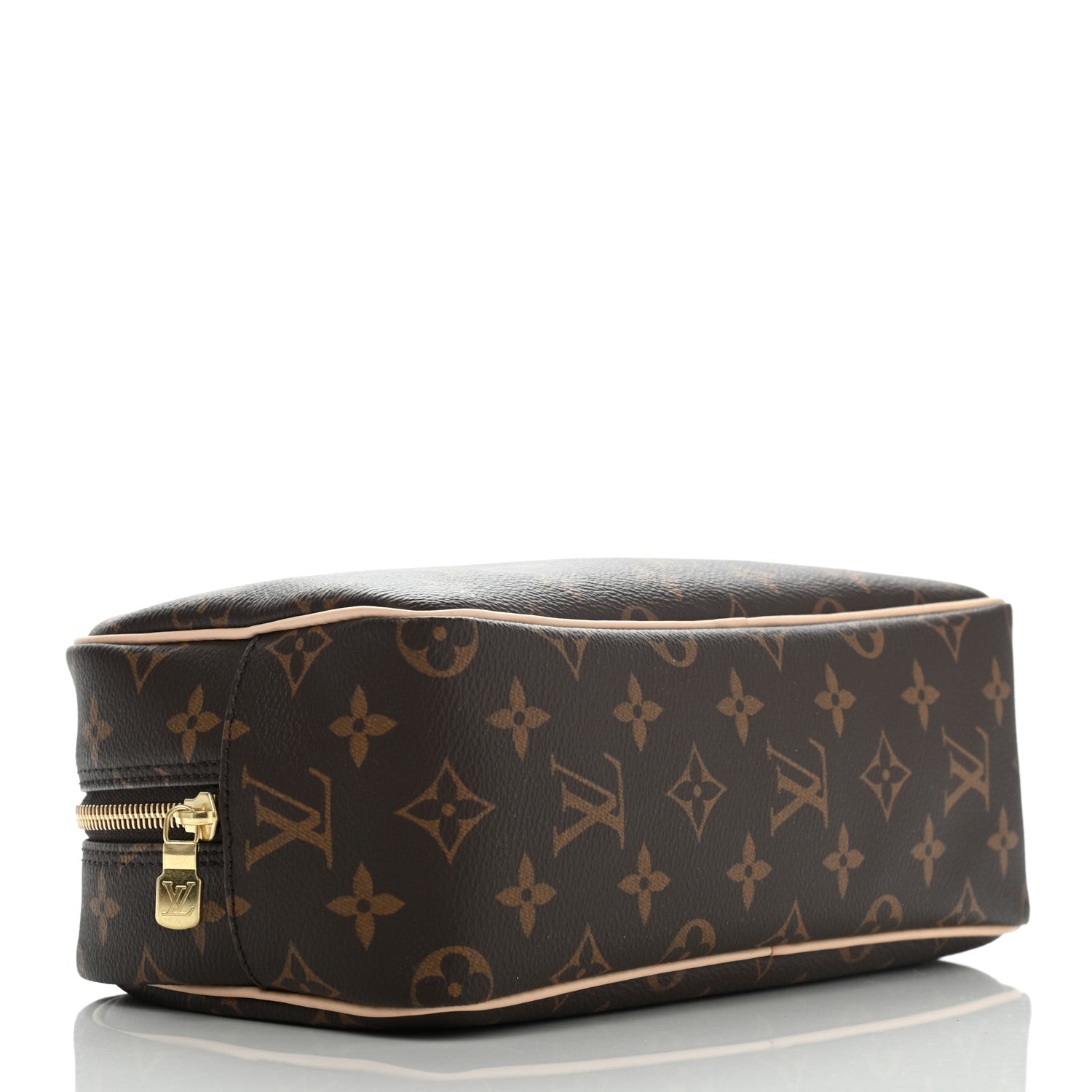 Louis Vuitton Monogram Toiletry Bag 25 4 of 7