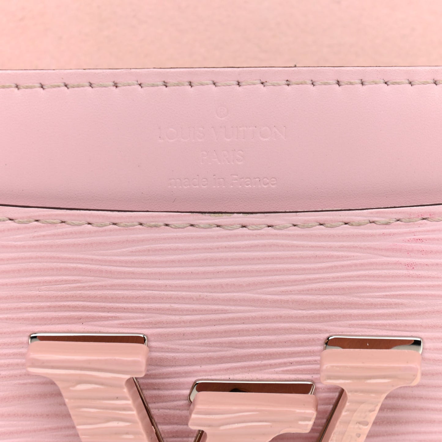 Epi Louise Strap PM Rose Clair