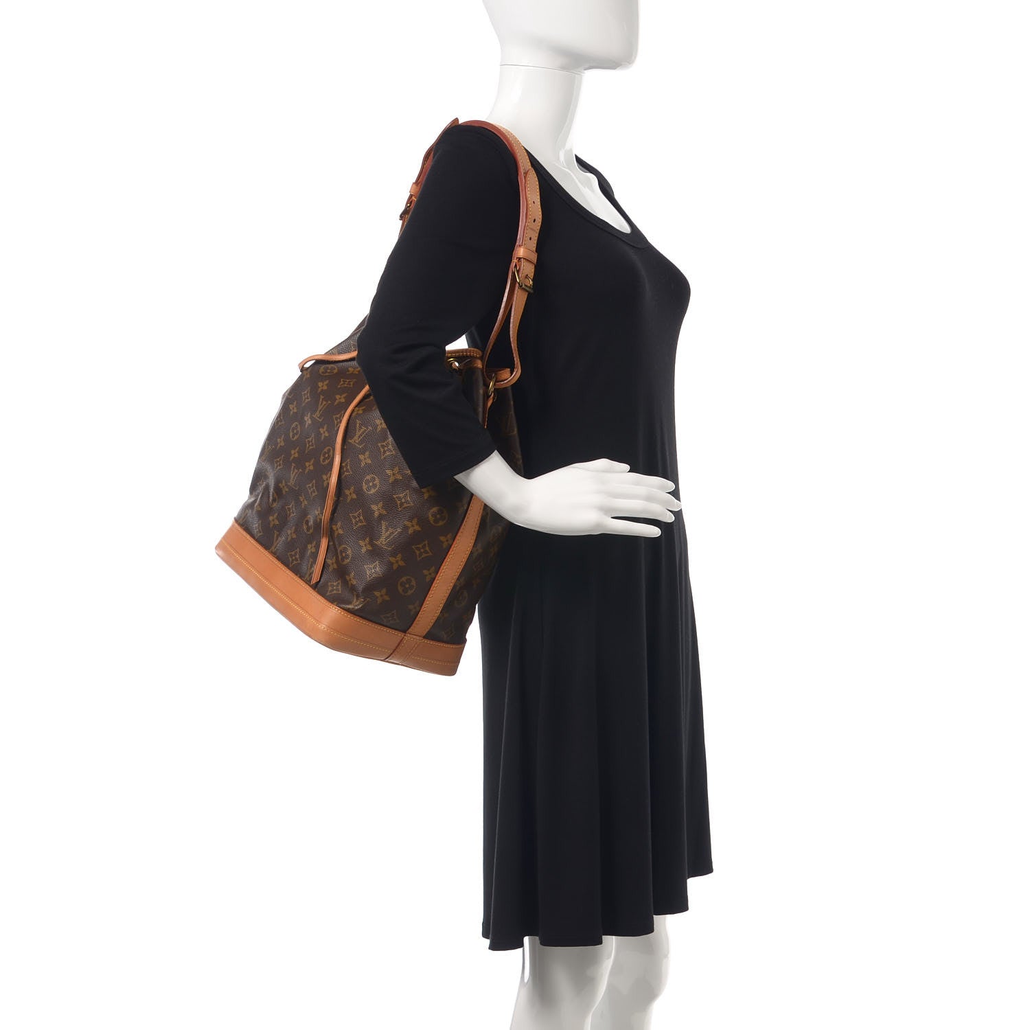 Louis Vuitton Monogram Noe 2 of 14