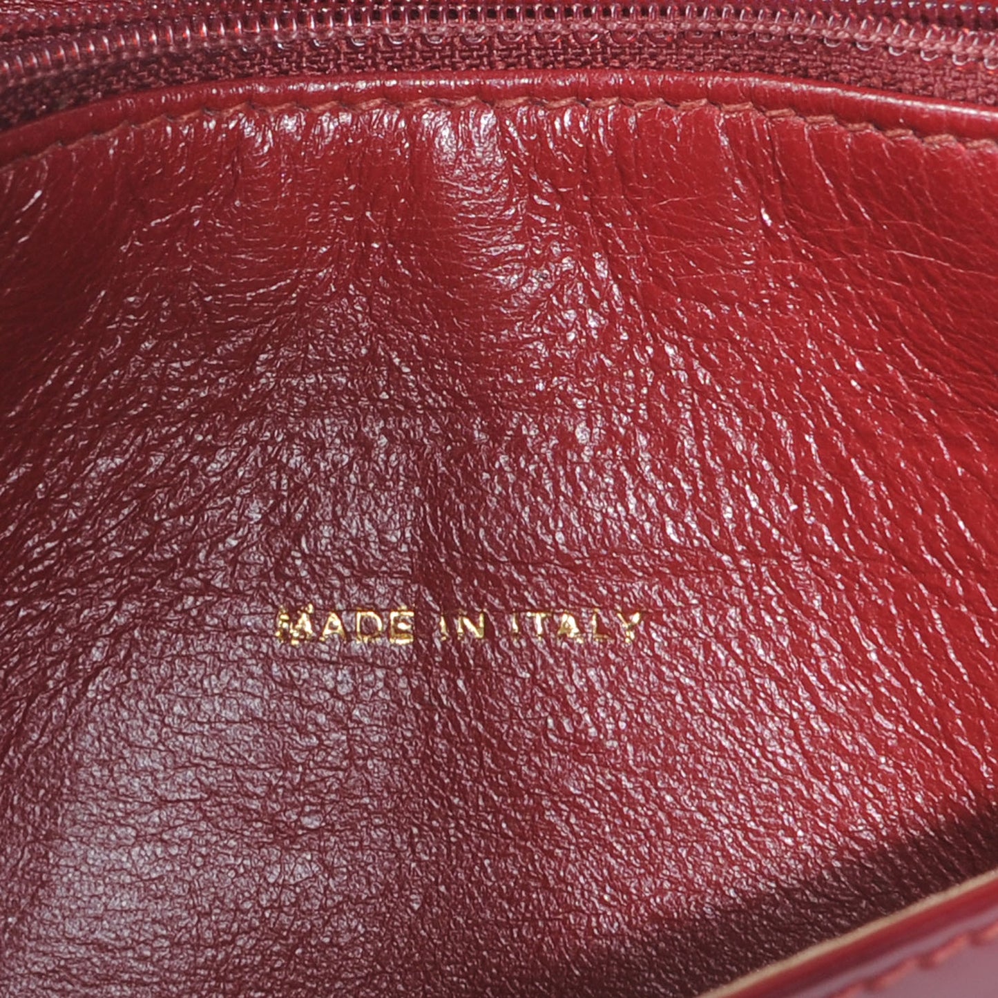 Patent Quilted Wallet On Chain WOC Red