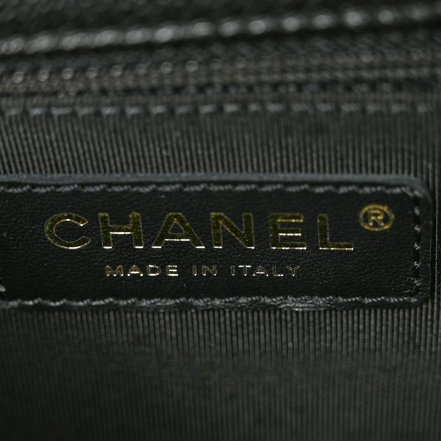 Caviar Quilted New Medium Boy Flap Black