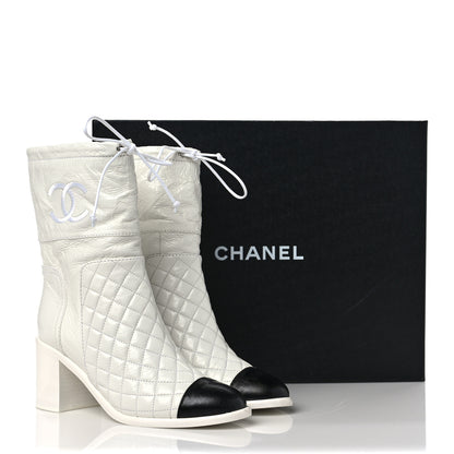 Chanel Crumpled Calfskin Quilted Cap Toe Short Boots 37.5 White Black 14 of 14