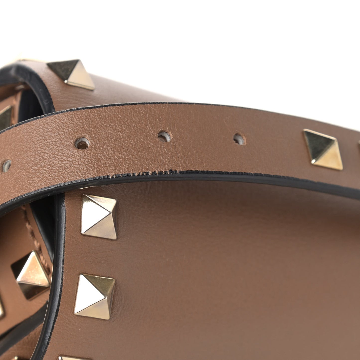 Vitello Medium Rockstud Flap Saddle Bag Nocciola