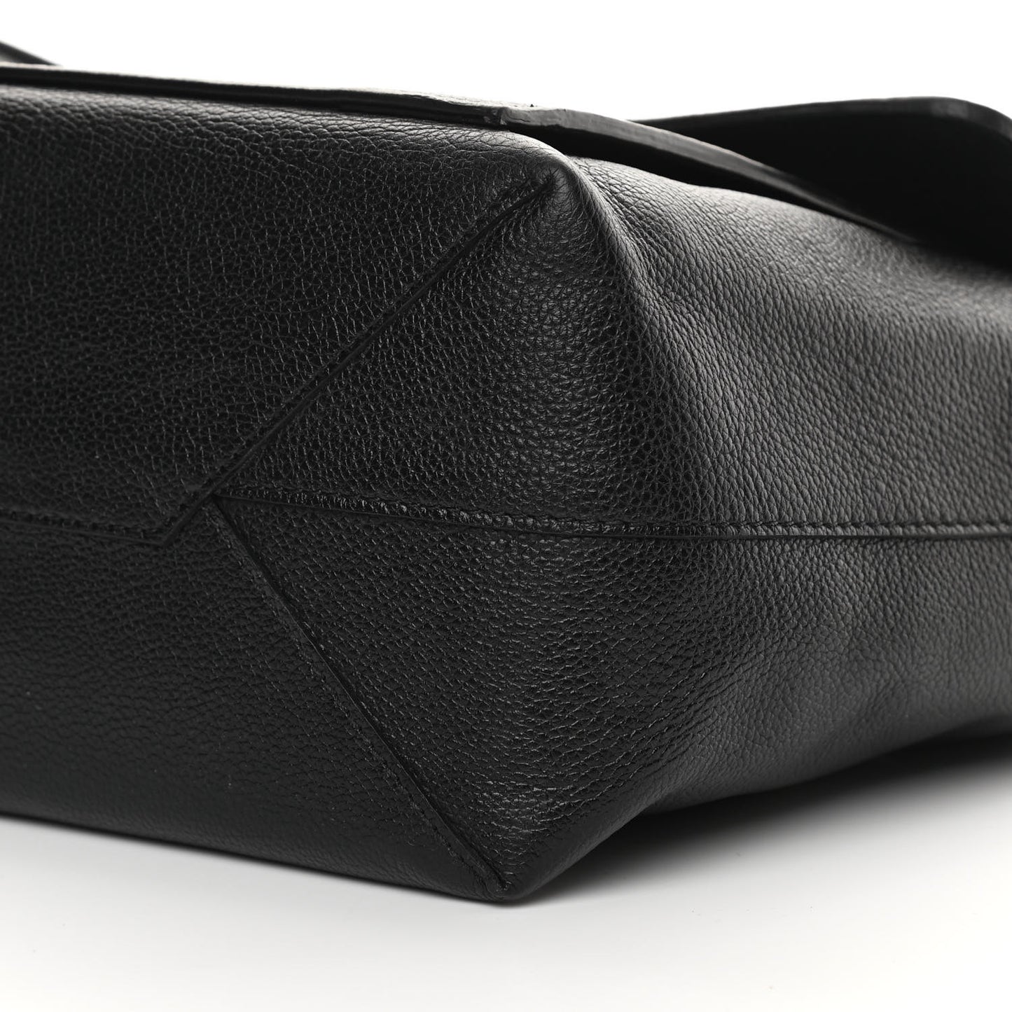 Calfskin Lockme PM Black
