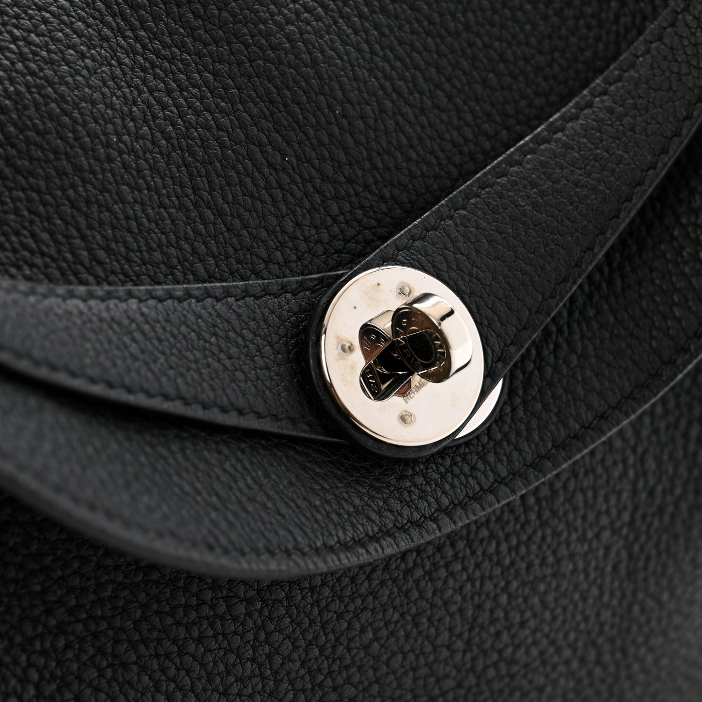 Taurillon Clemence Lindy 30 Black