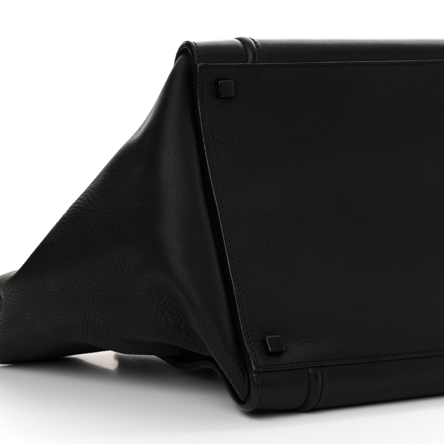 Supple Calfskin Medium Phantom Luggage Black