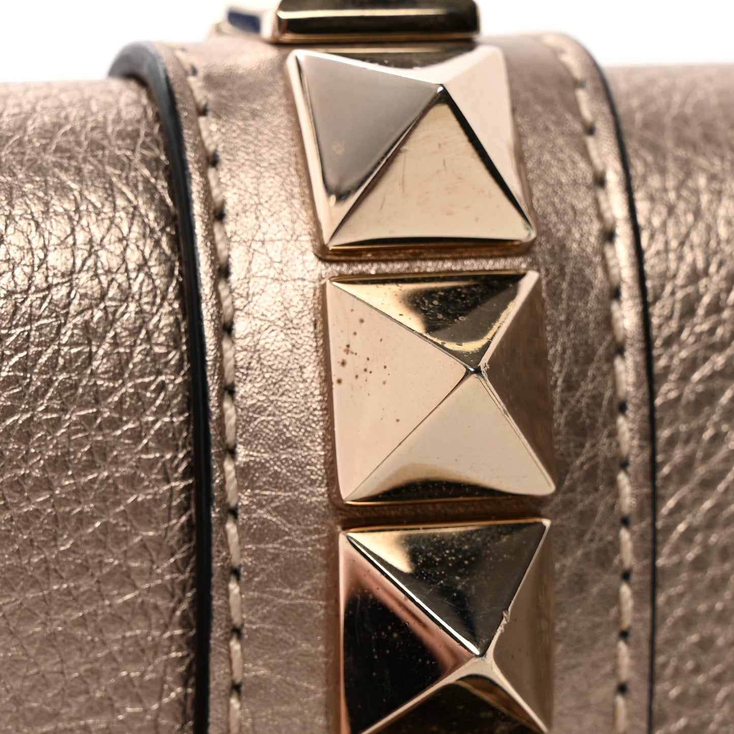 Metallic Vitello Small Glam Lock Rockstud Flap Platino